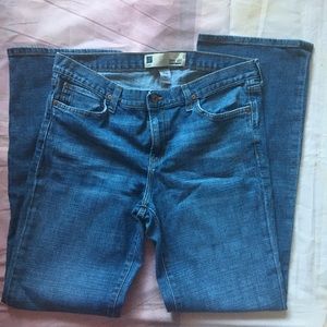 10 Reg Gap Boy Cut Straight Leg Jeans